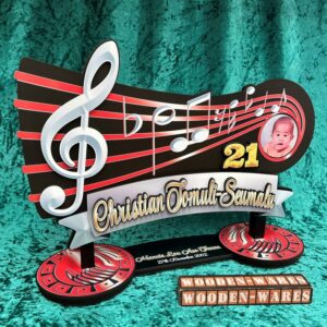 Music design wood art key